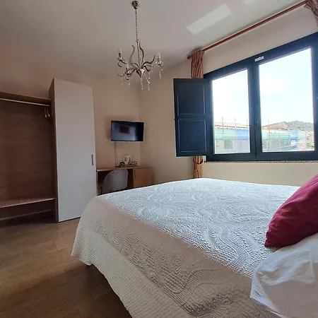 Domu Mea Bed & Breakfast 3*