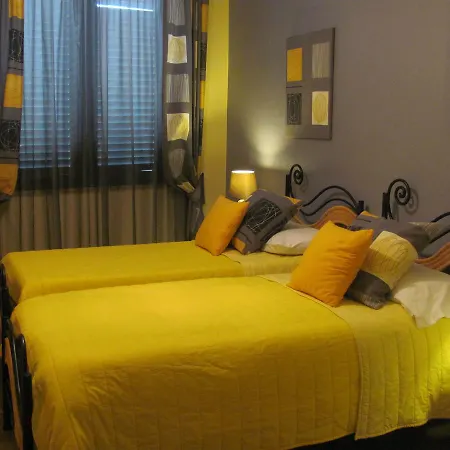 Bed and breakfast Domu Mea 3*